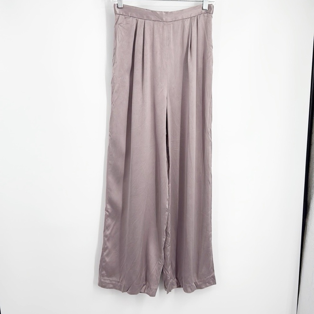 Carmen Marc Valvo Women's Soft Lavender silk Wide-Leg Pants size 6
